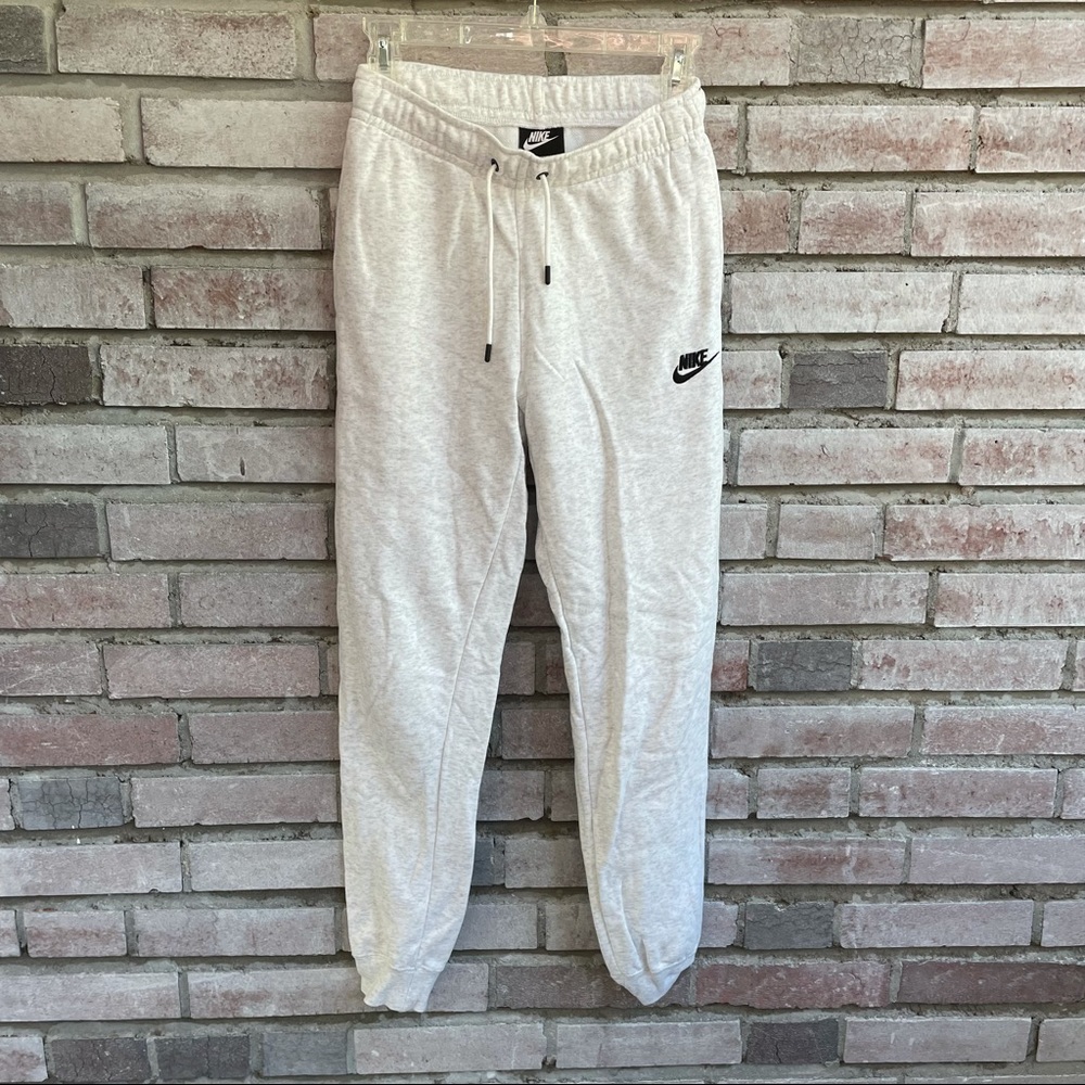 Nike light gray women’s fleece pants